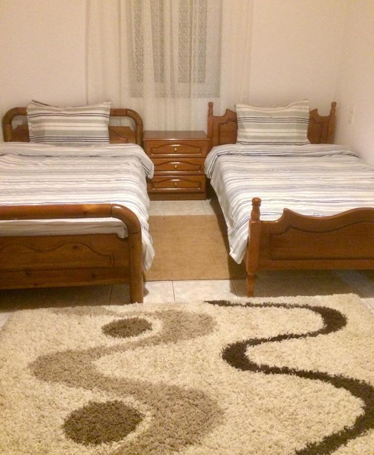 Guesthouse "Athina" Elliniko  Exteriör bild